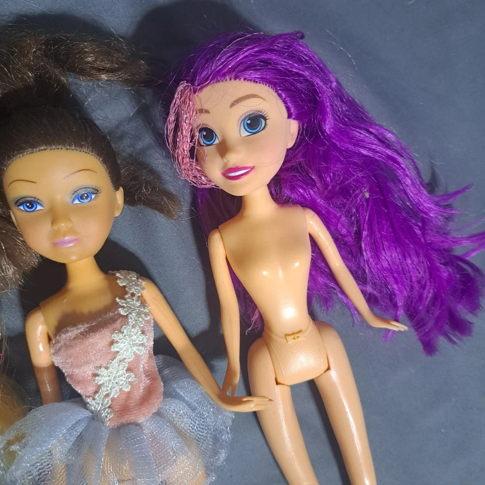 Zuru Funville Sparkle‎ Girlz Lot of 4 Fashion Dolls